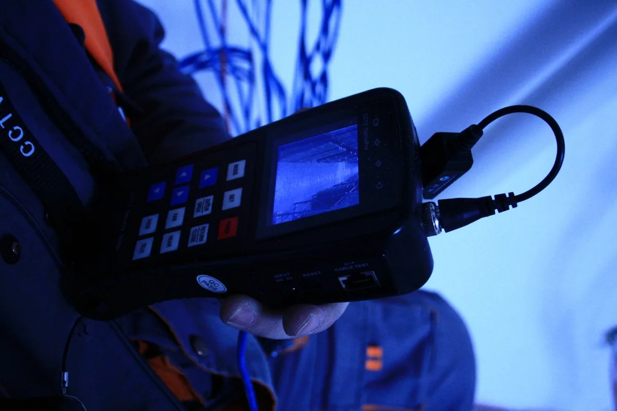 Service | Proiectare si instalare sisteme de securitate, sisteme de alarma si supraveghere video pentru obiective civile, industriale si comerciale, institutii guvernamentale, cladiri administrative etc. Automatizari Brasov, Interfonie si control acces Brasov